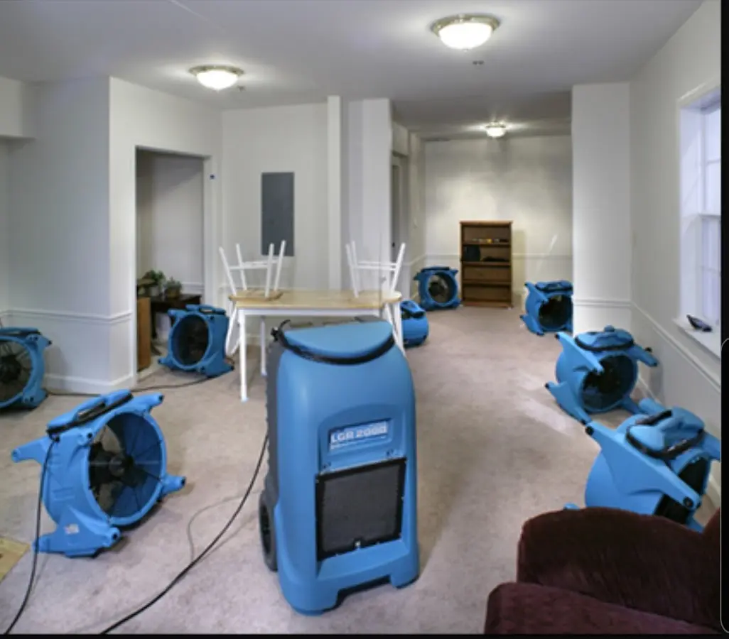 Air movers and dehumidifier setup for Water Extraction & Removal in Mauldin